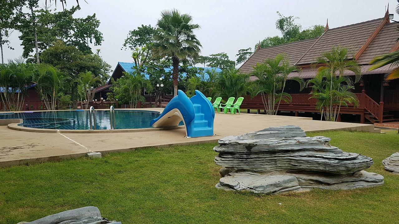 Sasi Resort Song Phi Nong Exterior photo